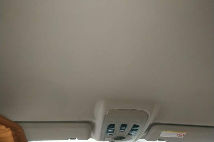 Used Haval H2 2016 Red Label 1.5T Manual Two-Wheel Drive Elite Model Headliner