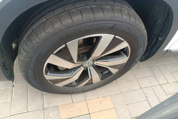 Used Volkswagen Tayron 2020 330TSI Two-Wheel Drive Luxury Smart Connectivity Version Exterior 4