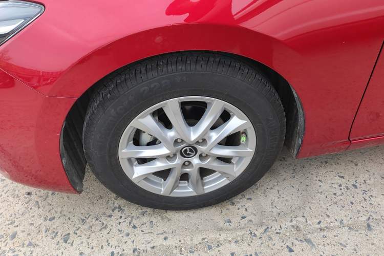 Used Mazda 3 Axela 2019 Cloud-Controlled Sedan 1.5L Automatic Luxury Model China VI Standard Left Front Wheel Hub