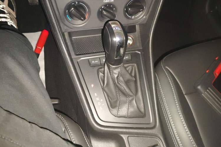 Used Volkswagen Lavida 2019 Lavida Start 1.5L Automatic Trendy Version China VI Standard
