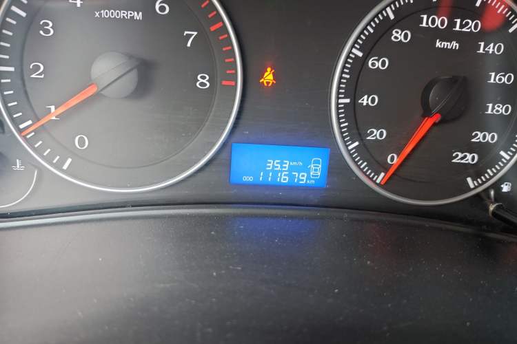 Used Geely Auto Diamond 2016 1.5L Manual Elite Edition Odometer Close Up