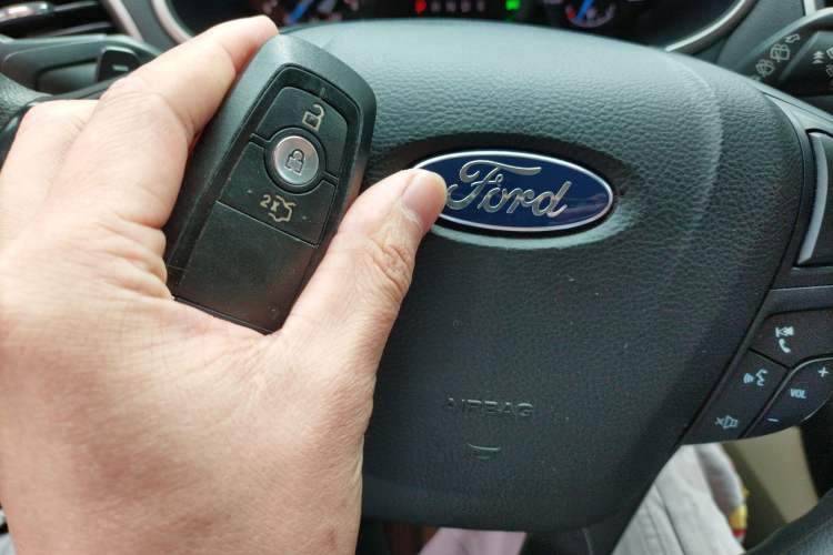 Used Ford Edge 2018 EcoBoost 245 Two-Wheel-Drive Titanium 5-Seater China V Standard