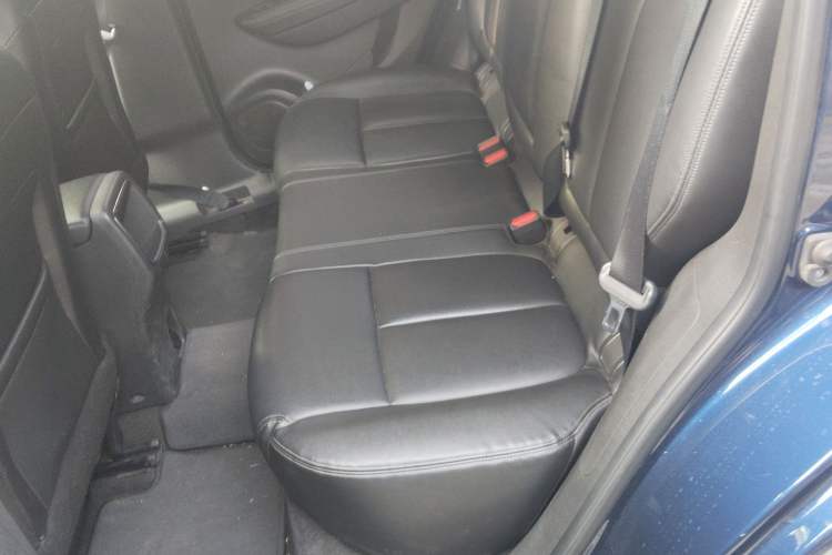 Used Renault Kadjar 2017 2.0L Two-Wheel-Drive Leading Edition
