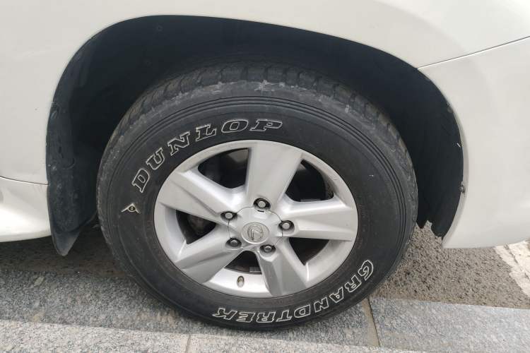 Used Lexus LX 2013 570 Right Front Wheel Hub