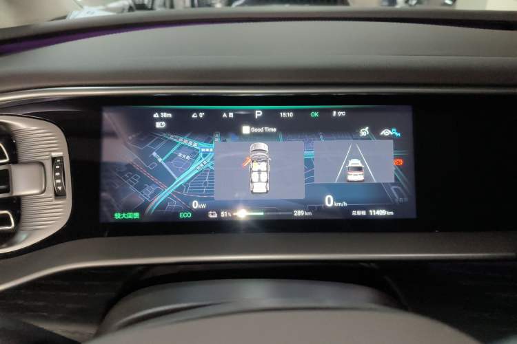 Used Denza D9 2024 EV 600 Four-Wheel-Drive Flagship Model