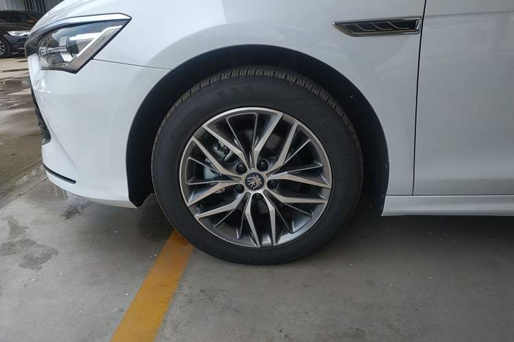 Used BYD Qin PLUS 2023 Champion Edition DM-i 120KM Beyond Model