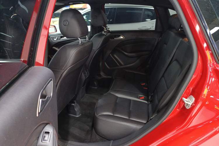 Used Mercedes-Benz B-Class 2017 B 200 Fashion Model
