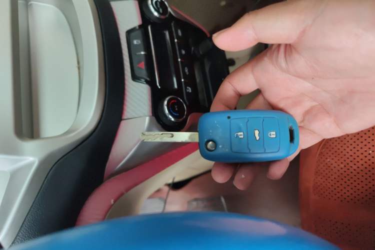 Used CHANGAN Eado 2015 1.6L Manual Luxury Model China IV Standard Vehicle Key