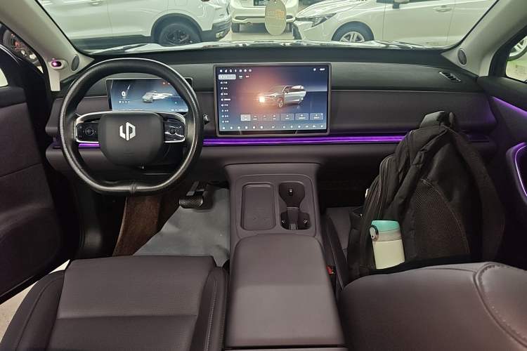 Used Leapmotor C10 2024 210 Smart Edition Center Console