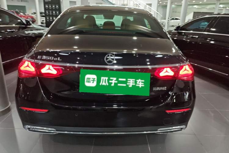 Used Mercedes-Benz E-Class New Energy 2024 E 350 e L Plug-in Hybrid Sedan
