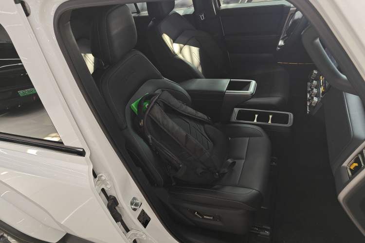 Used iCAR V23 2025 501 Four-Wheel Drive Advanced Version