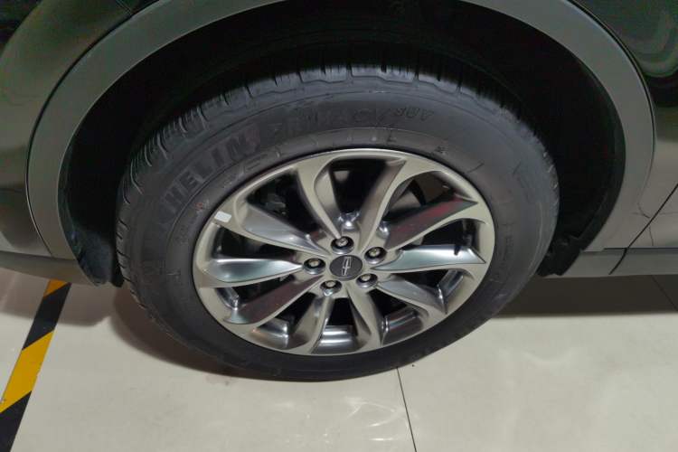 Used Lincoln Corsair 2020 2.0T Two-Wheel Drive Luxury Edition
