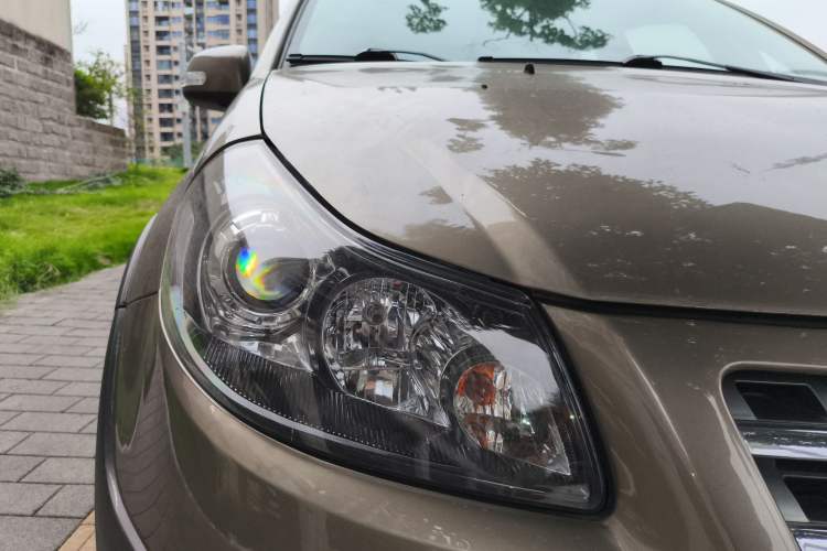 Used Suzuki SX4 2012 1.6L Automatic Ruiqi Model Right Front Headlight