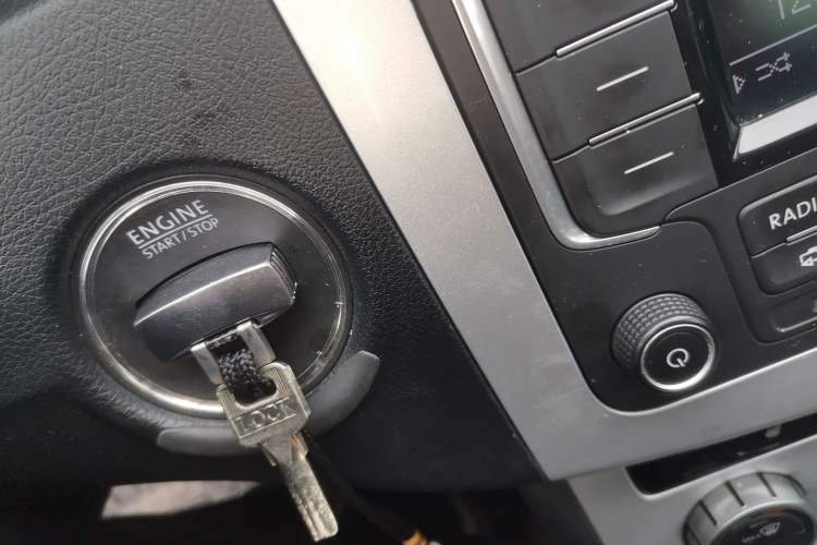 Used Volkswagen Magotan 2012 1.8TSI Luxury Model Vehicle Key