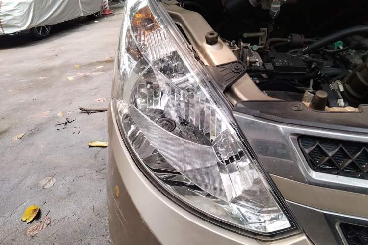 Used Wuling Rongguang V 2018 1.5L Standard Version
