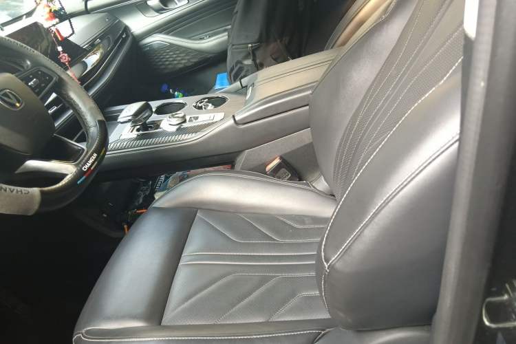 Used CHANGAN UNI-K 2024 2.0T Two-Wheel Drive YueShang Trim Left Front Seat