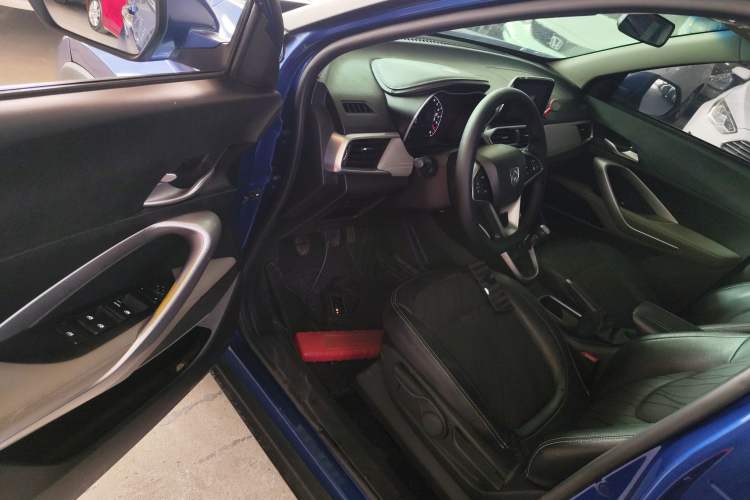 Used Baojun 510 2017 1.5L Manual Fashion Model