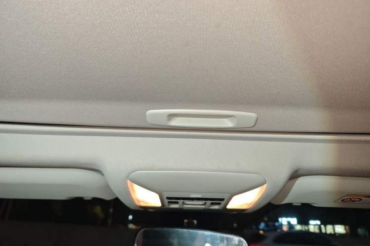 Used Toyota Wildlander 2020 2.0L CVT Two-Wheel Drive Luxury Edition Headliner