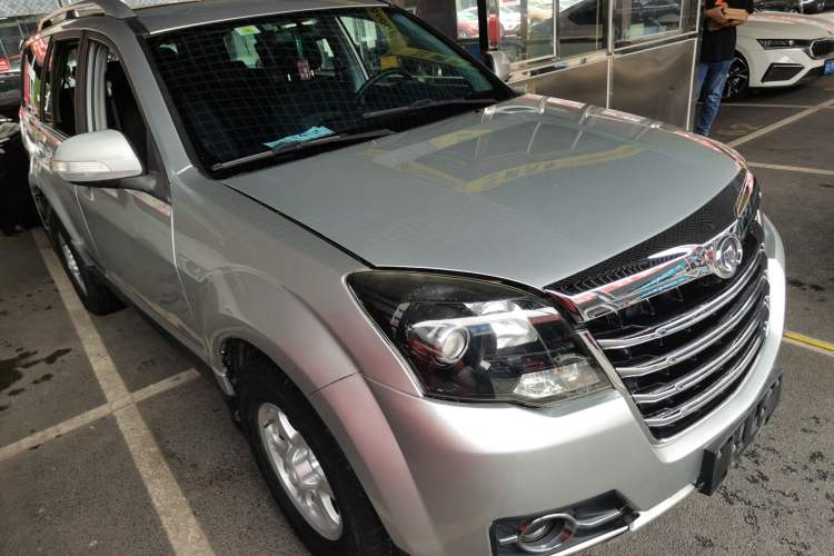 Used Haval H5 Classic 2013 Zhizun Edition 2.0T Manual Two-Wheel Drive Entry-Level Model Front Right 45 Deg
