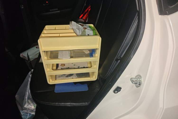 Used Kia Soul 2013 1.6L AT Premium Left Rear Seat