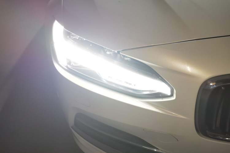 Used Volvo S90 2017 T5 Smart Luxury Edition
