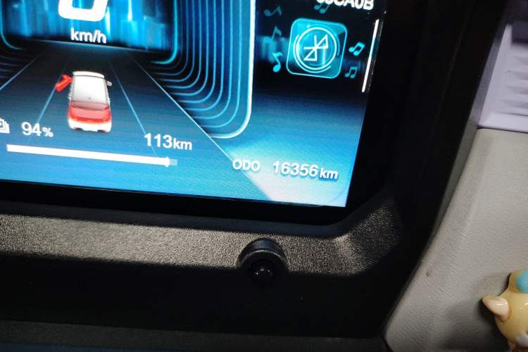 Used Chery QQ Ice Cream 2022 Pudding Model Odometer Close Up