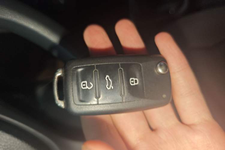 Used Volkswagen Santana 2019 1.5L Automatic Fashion Edition China VI Vehicle Key