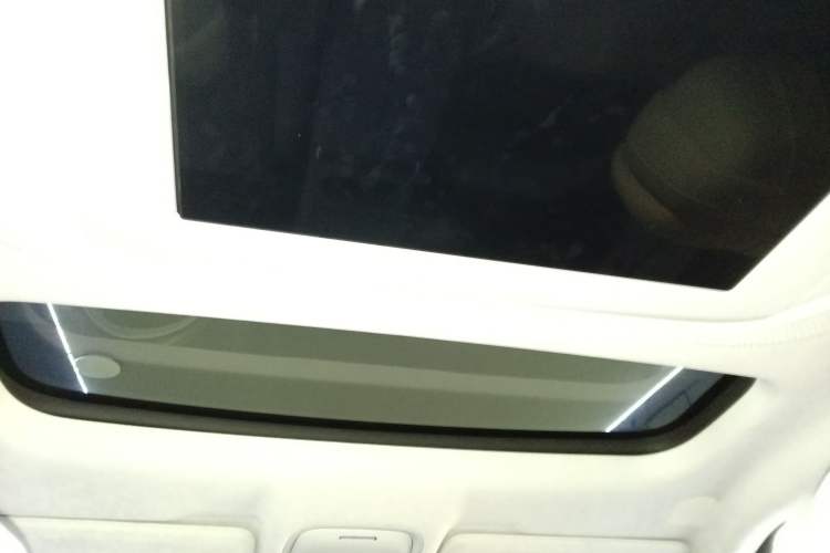 Used XPeng X9 2024 702 Ultra-Long Range Max
