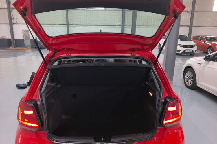 Used Volkswagen Polo 2016 1.4L Automatic Trendy Model