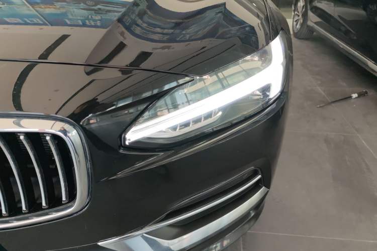 Used Volvo S90 2020 Facelifted T5 Zhiyi Luxury Edition