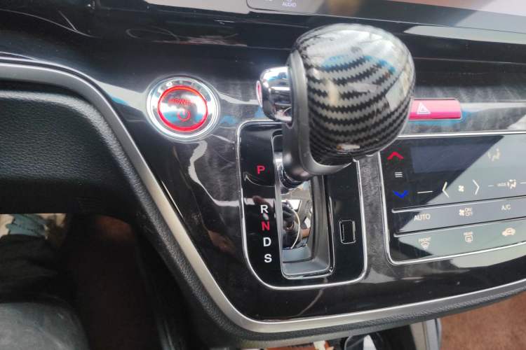 Used Honda Elysion 2019 2.0L Hybrid Luxury Edition