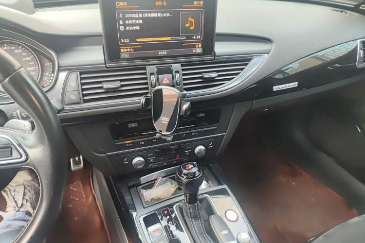 Used Audi S7 2016 4.0 TFSI quattro Audio And AC Panel