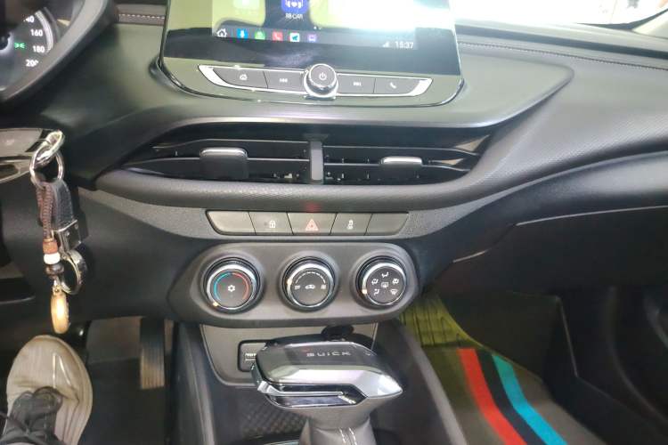 Used Buick Verano 2023 Pro Le Yi Edition Audio And AC Panel