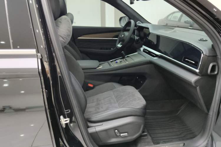 Used Geely Auto Monjaro L 2025 Dongfang Yao 2.0TD Automatic Lanxing Edition Right Front Seat