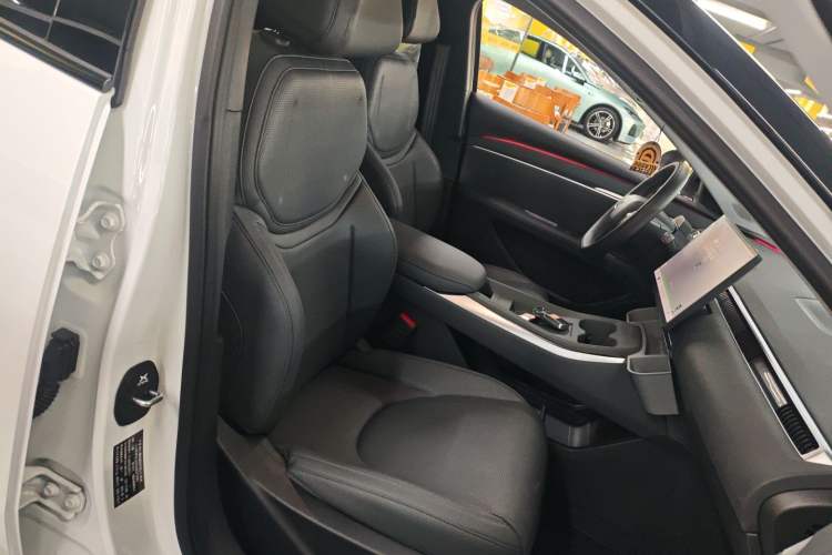 Used XPeng MONA M03 2024 620 with Ultra-Long Range
