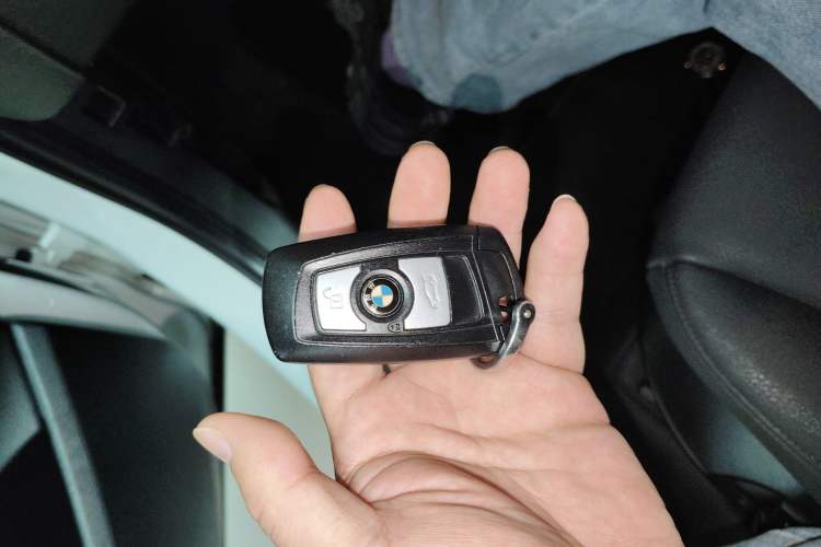 Used BMW X3 2016 sDrive20i Vehicle Key