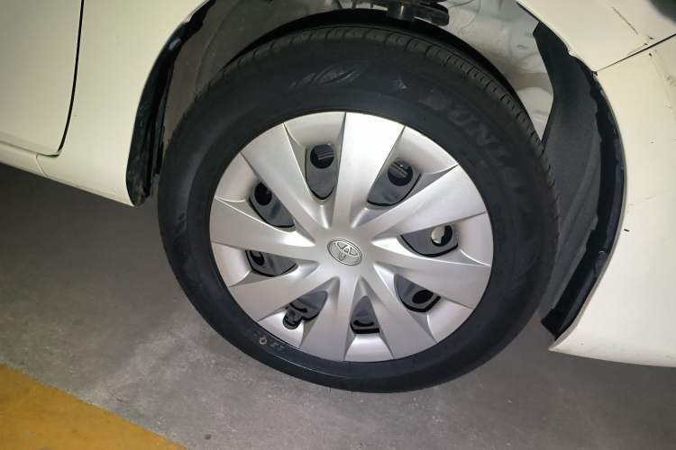 Used Toyota Vios 2017 1.5L CVT Innovation Edition Right Front Wheel Hub