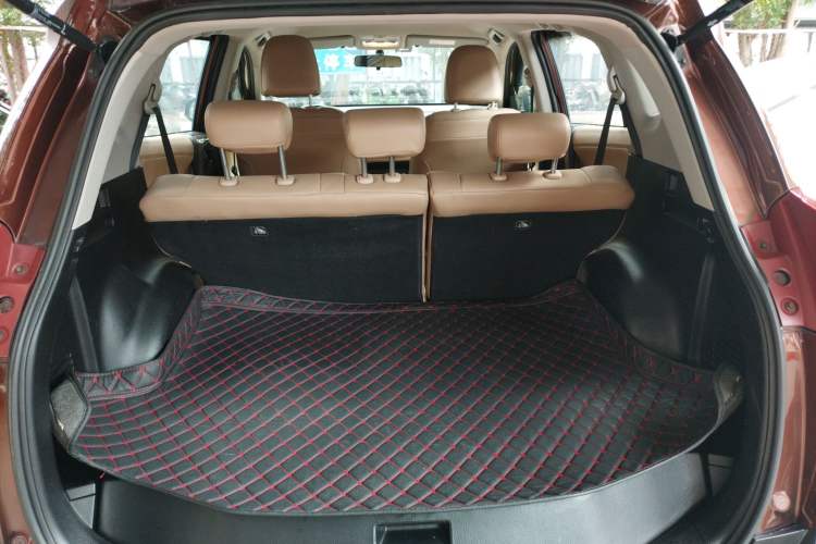 Used Toyota RAV4 2013 2.0L CVT Two-Wheel Drive Urban Edition
