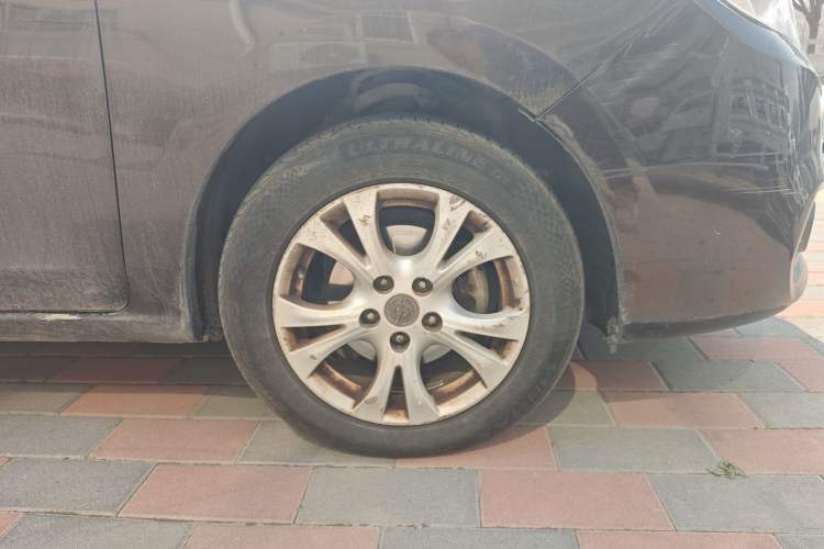 Used Haima V70 2016 2.0L Manual - Enjoyment Version 6 Seats