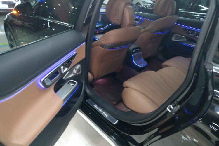 Used Mercedes-Benz E-Class 2026 E 300 L Luxury
