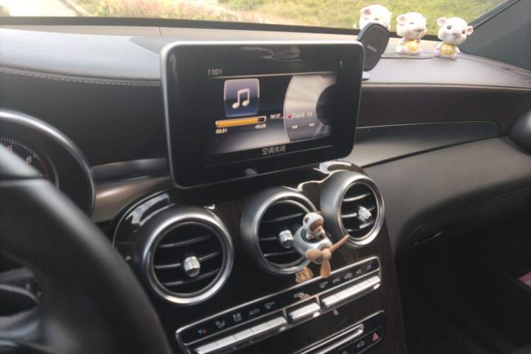 Used Mercedes-Benz GLC 2016 GLC 260 4MATIC Luxury Model