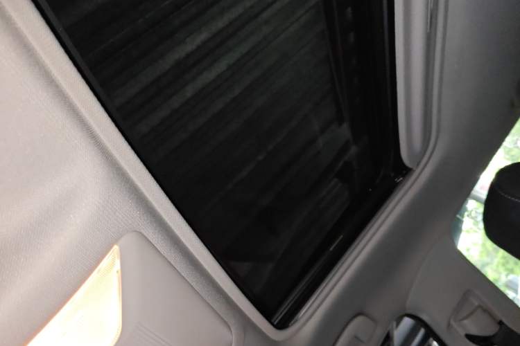 Used Toyota RAV4 2020 Dual-Engine 2.5L E-CVT 4x4 Elite PLUS Edition
