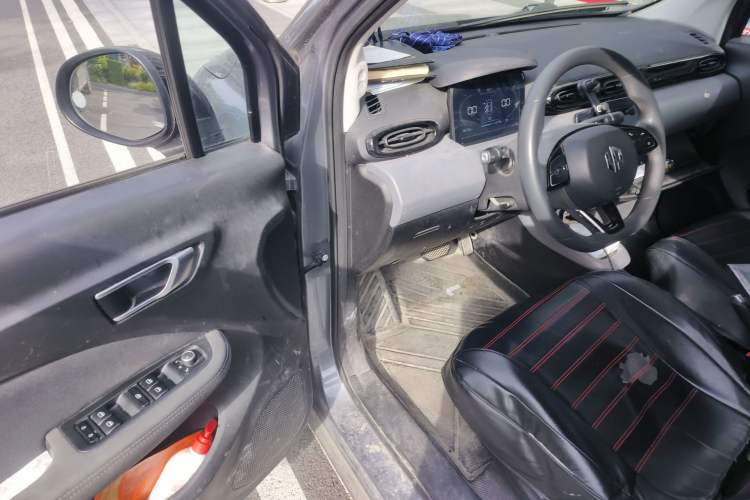 Used Leapmotor T03 2021 400 Lite Edition - Lithium-Ion Battery Driver Seat