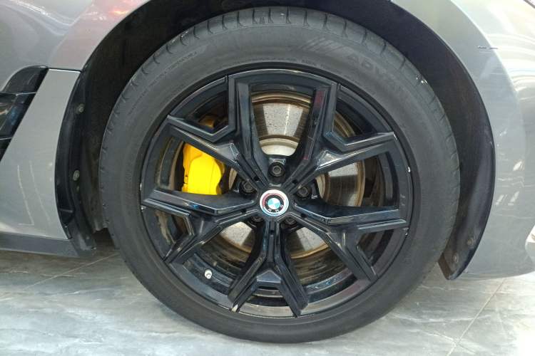 Used BMW i3 2023 eDrive 40 L Midnight Edition