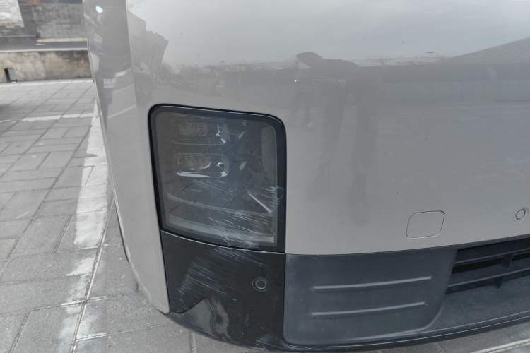 Used Li Auto MEGA 2024 Ultra Model