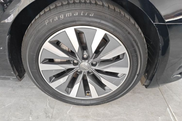 Used Audi A6L 2020 45 TFSI Prestige Elegant Edition Right Front Wheel Hub