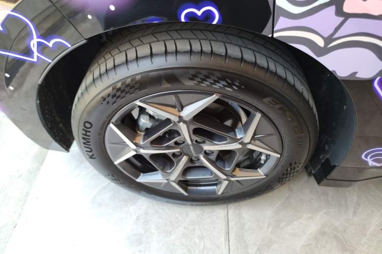 Used Lynk & Co Z20 2025 530 km Range Rear-Wheel Drive Pro