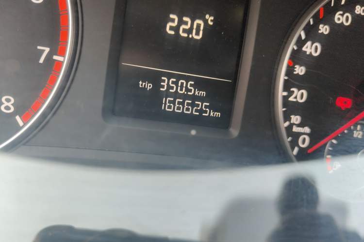 Used Volkswagen Passat 2011 1.8TSI Automatic Prestige Edition Odometer Close Up