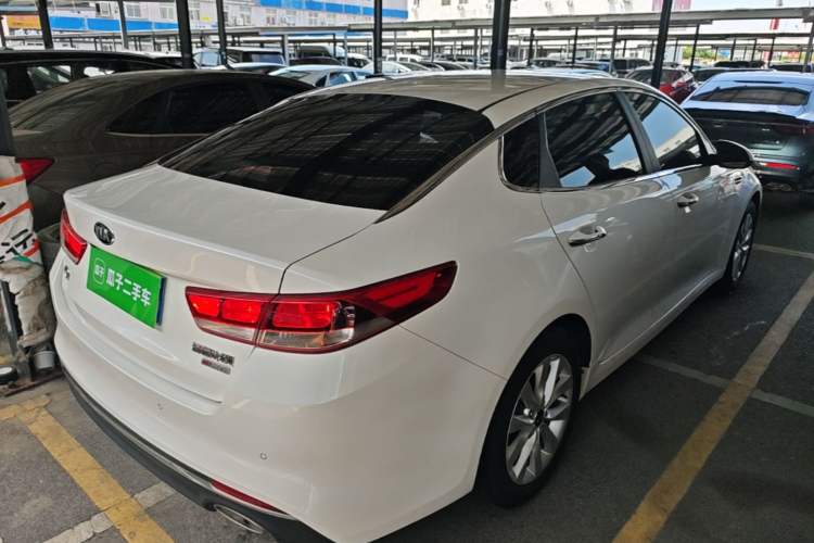 Used Kia K5 2016 2.0L Automatic GLS
