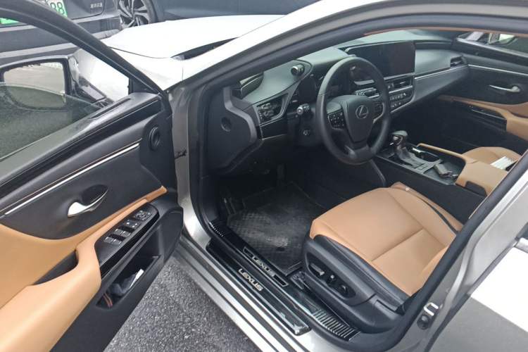 Used Lexus ES 2022 200 Excellence Edition